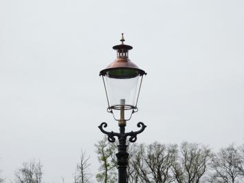 Garden lamp, cast iron lamp post with shade, classic