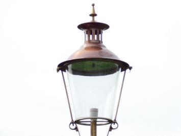 Tuinlamp, gietijzeren lantaarnpaal met kap, klassiek