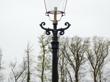 Garden lamp, cast iron lamp post with shade, classic