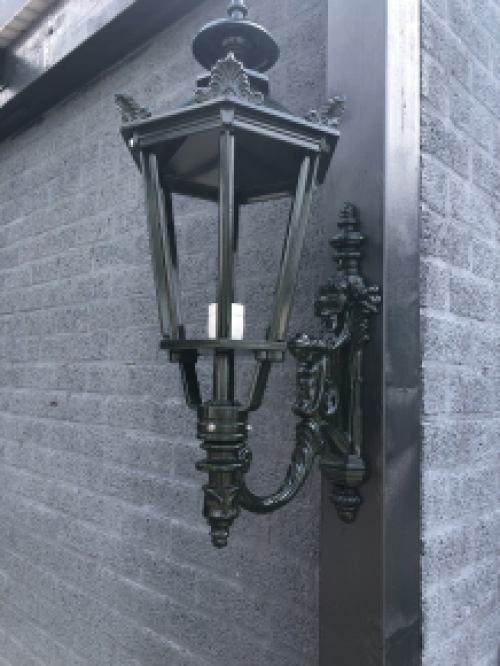 Wall outdoor light Maas, Alu cast with Lamp Lamp socket and Glass.