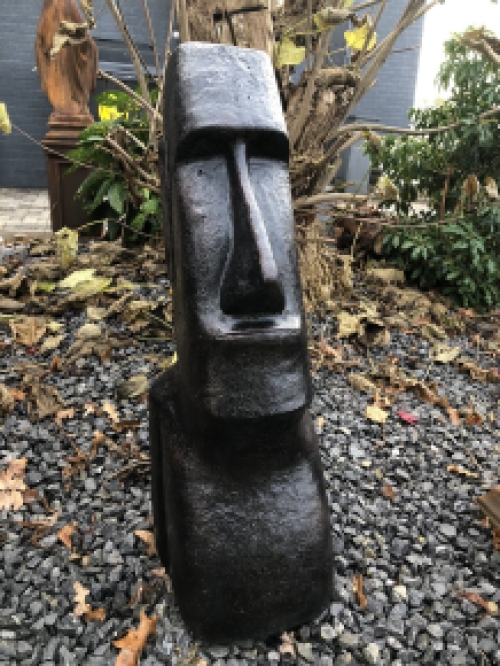 MOAI XXL, große Steinskulptur, von den Osterinseln, dunkelbraun