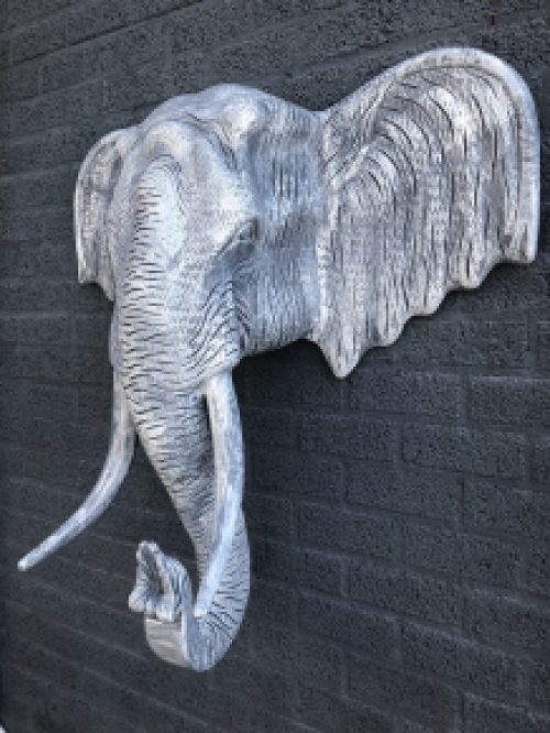 Large wall ornament of an elephant, concrete look, very large and sturdy!