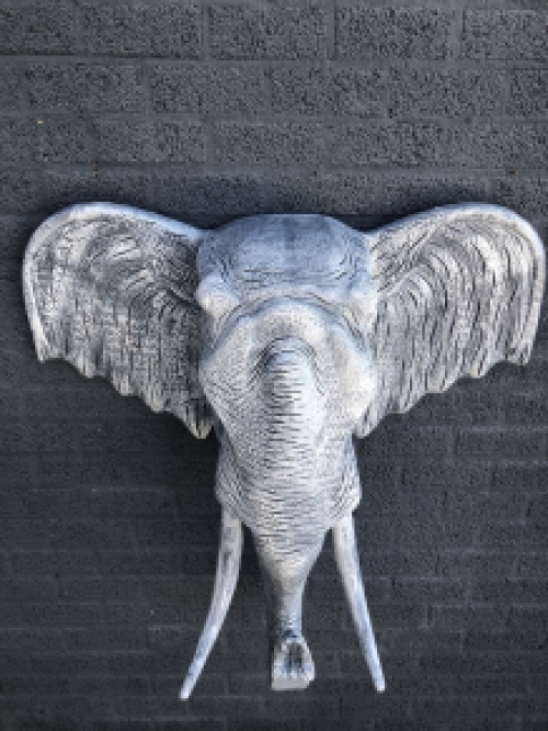 Large wall ornament of an elephant, concrete look, very large and sturdy!