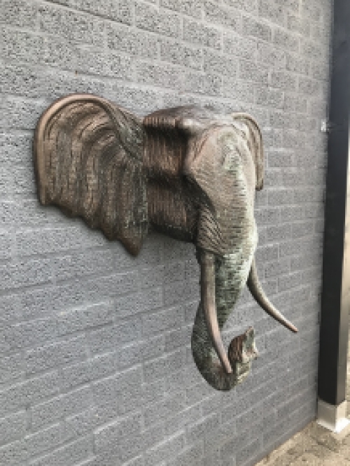 Large wall ornament of an elephant, copper look, very large!