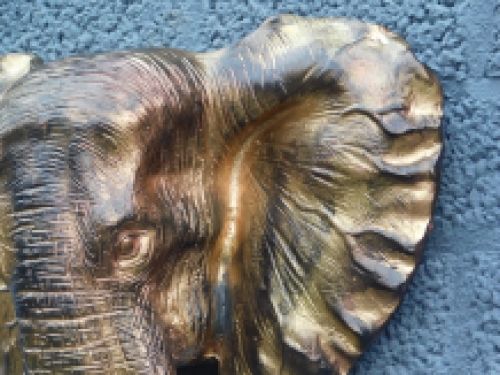 Beautiful black and gold elephant head wall ornament, beautiful!!