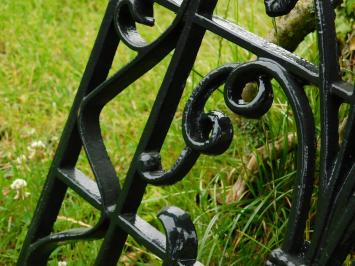 2 Pieces: Grid - Green - Powder-coated - Cast iron - Ornament