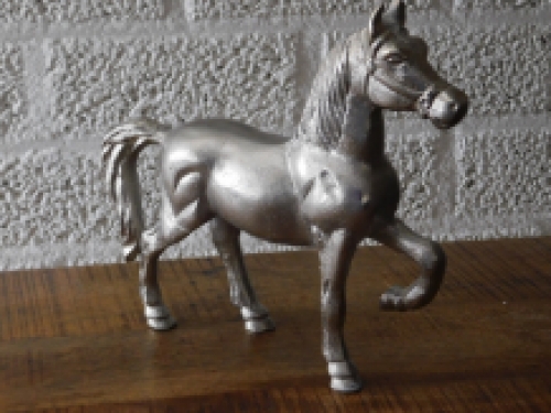 Pferd aus Aluminium, vernickelt, Tierfigur