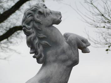 Horse on pedestal - 150 cm - Stone