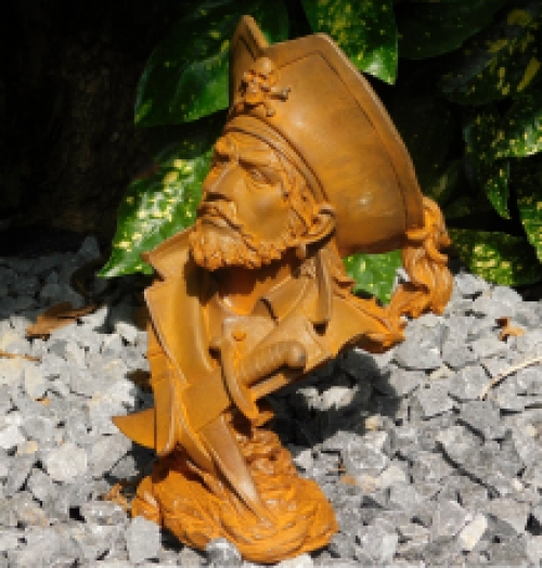 Special statue of a Pirate, cast iron, very detailed!