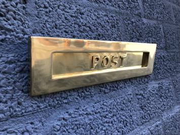 Letterbox flap POST - Brass - 80 MM