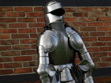 Knight Armour on stand vintage - metal - 190 cm