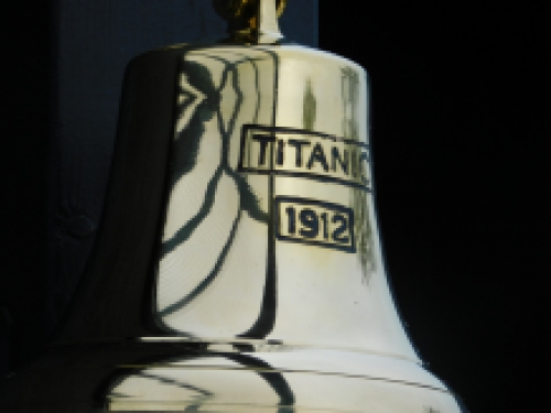 Glocke ''Titanic 1912'' mit Seil, Messing