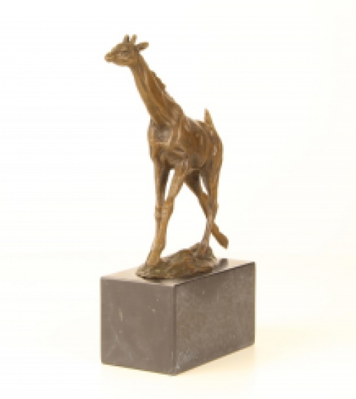 Bronzeskulptur einer Giraffe