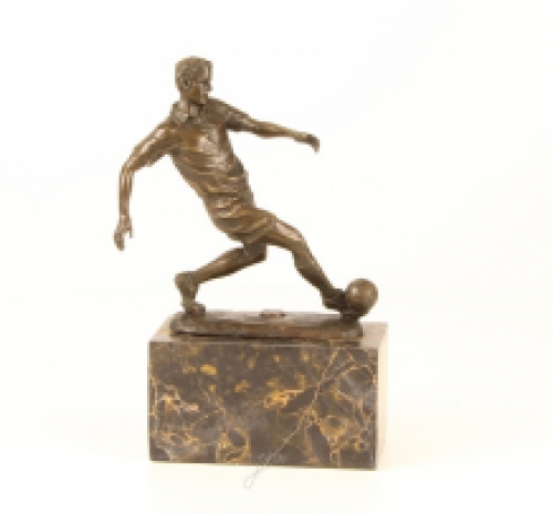 Bronzeskulptur Fußballspieler - auf Marmorsockel
