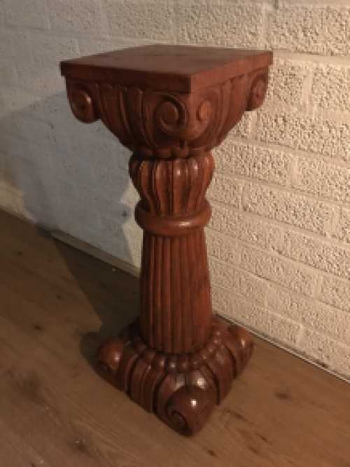 Column - pedestal- Klingel- hand-carved colonial carvings, amazing!!