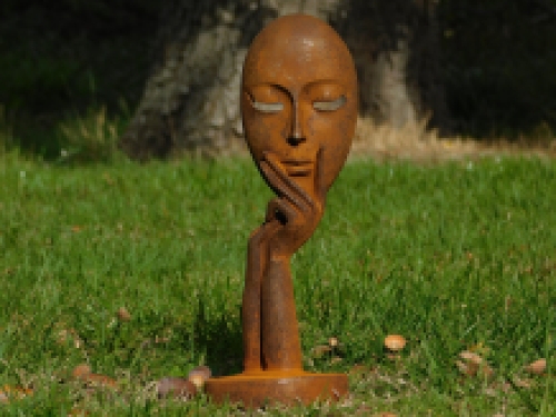 Statue 'the mask' - cast iron - rust colour