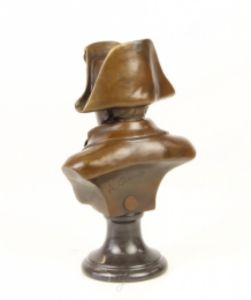 A bronze/sculpture of Napoleon, bust