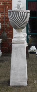 Garden Vase on Pedestal - 155 cm - Solid Stone