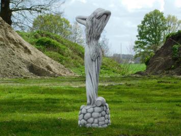 Statue Woman on Watercourse - 70 cm - Stone