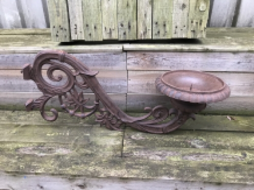 Large cast iron wall sconce, very heavy, top quality!