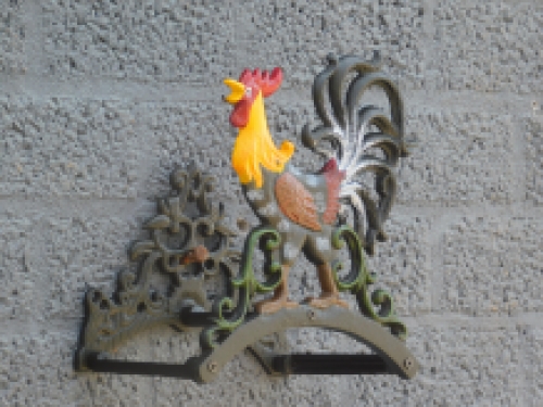 Wasserschlauchhalter Rooster - Gusseisen in schone Farben