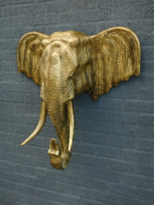 Large wall ornament of an elephant, gold-black look, very large and sturdy!